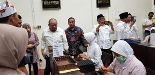 Resmikan Pabrik Cerutu, La Nyalla Minta Daerah Kompak Tingkatkan Kemudahan Berusaha