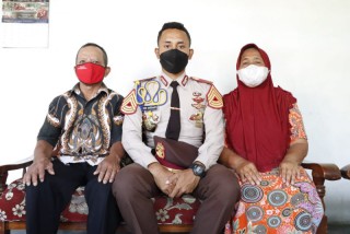 Anak Penjual Tahu Keliling Lolos Pendidikan Akpol