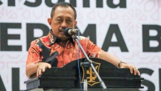 Jelang Malam Tirakatan di Kampung, Wawali Armuji Ajak RT dan RW Sampaikan Pesan Bung Karno