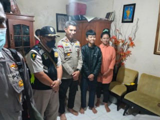 Polresta Malang Kota Sambangi Korban Tragedi Kanjuruhan Alami Iritasi Mata