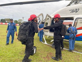 Polri Sisir Lokasi Desa Diduga Terisolir Pakai Helikopter dan Drone