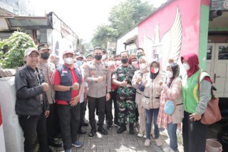 Jelang Hari Disabilitas Internasional Polresta Malang Kota Gelar Bakti Kesehatan Untuk Disabilitas