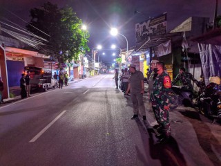 Danramil Benowo Patroli Pantau Situasi Malam Pergantian Tahun