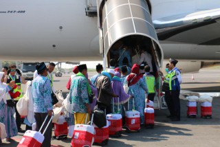 Hari Ini Kloter Pertama Haji 1444 H / 2023 Jatim Diberangkatkan Dari Bandar Udara Internasional Juanda