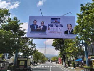 Sartono Intruksikan Kader Dapil Menurunkan Baliho Demokrat Bergambar Anies Baswedan 