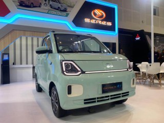 Menggiurkan Harga Mobil Listrik Seres E1 dijual Dengan Harga Rp199 Juta OTR