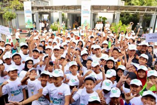 Wali Kota Eri Cahyadi Buka Festival Permainan Rakyat dan Olahraga Tradisional