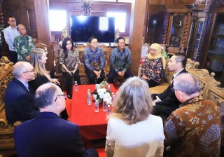 MoA Resmi Ditandatangani King's College London, Gubernur Khofifah:  Akan Ada 5-8 Prodi Target 750 Mahasiswa.