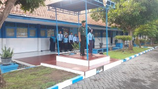 Koramil Jajaran Kodim 0830/Surabaya Utara Lakukan Kegiatan Masuk Sekolah