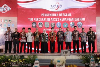 Sinergi Otoritas Jasa Keuangan Melalui TPAKD Tingkatkan Inklusi Keuangan di Jatim 
