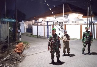 Patroli Yustisi, Babinsa Bersama Tiga Pilar Yakinkan Kondusifitas Wilayah