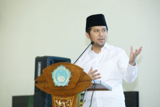 Hadiri Istighosah Muslimat , Wagub Emil : Poros Kemajuan Daerah Ada Pada Pendidikan dan Kesehatan
