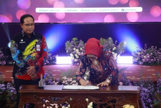 FEB Unitomo teken komitmen kerjasama dengan BPSDM Jatim