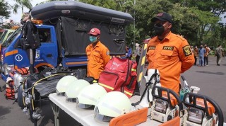 BPBD Surabaya Memperbanyak Pos Pantau di Perbatasan Untuk Mengantisipasi Bencana Hidrometeorologi.