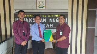 BPJamsostek Madiun Serahkan SKK ke Kejari Kab. Pacitan