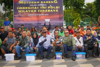 Sinergitas TNl Polri, Komandan Puspenerbal Keliling Kota Bersama Komunitas Club Motor Surabaya