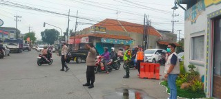 Pastikan Aman, Pantauan Pos Pengamanan Operasi Ketupat 2024 di Kecamatan Driyorejo
