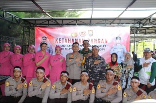 Dandim 0830/Surabaya Utara Ikuti Kegiatan Penanaman Pohon Sambut Hari Bhayangkara Ke-78