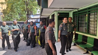 Kepala Staf Korem 084/Bhaskara Jaya Kunjungi Koramil Jajaran Kodim 0830/Surabaya Utara