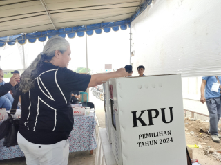 Peluang Besar Kotak Kosong, Fenomena Politik yang Mengguncang Pilkada Surabaya