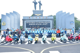 Bakti Sosial Warnai Peresmian Fly Navy Scooter Club oleh Komandan Puspenerbal