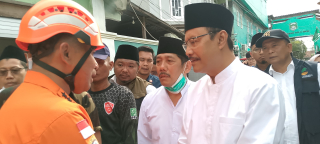 Tinjau Bencana Roboh Bangunan Ponpes di Sidoarjo, Mensos Gus Ipul Pastikan Bantuan Logistik Aman