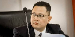 Tepatkah Soeharto Sebagai Pahlawan?