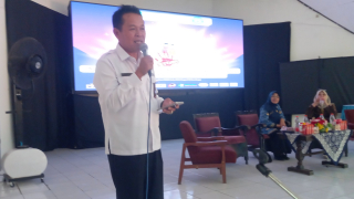 BKKBN Jatim Edukasi Remaja SMA 19 Surabaya: “Stop Pernikahan Dini agar Tidak Menjadi JUS"