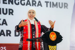 Gubernur Khofifah Silaturahim Dengan Masyarakat NTT Asal Jatim