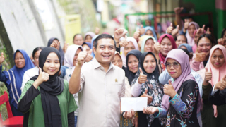 Sambangi TK di Lereng Bromo, Puguh DPRD Jatim Salurkan Program Kesehatan hingga Bantuan Pendidikan