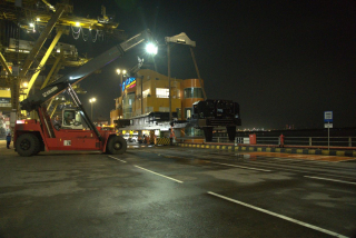 Lewat TPS Surabaya, PT INKA Perkuat Ekspor Platform Lokomotif ke Australia