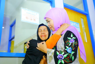 Peringati Hari Ibu ke-97, Gubernur Khofifah Ajak Lindungi dan Bahagiakan Perempuan