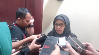 5 Jam Terendam, Warga Puri Gunung Anyar Tagih Janji Penanganan Banjir ke DPRD Surabaya