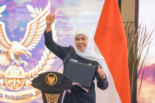 Sarasehan PASIS Seskoau, Gubernur Khofifah Soroti Peran Integrasi Matra dalam Ketahanan Nasional
