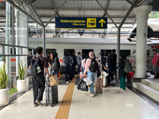 Mudik Lebih Hemat, KAI Daop 8 Surabaya Sediakan Diskon 30 Persen Tiket KA Ekonomi