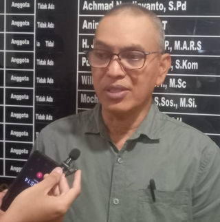 DPRKPP Tak Hadir Rapat, Izin Pasar Surabaya Disorot Komisi B