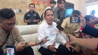 Ketua DPRD Surabaya Beri 3 Pesan ke Bonek di HUT Persebaya ke-99 Tahun