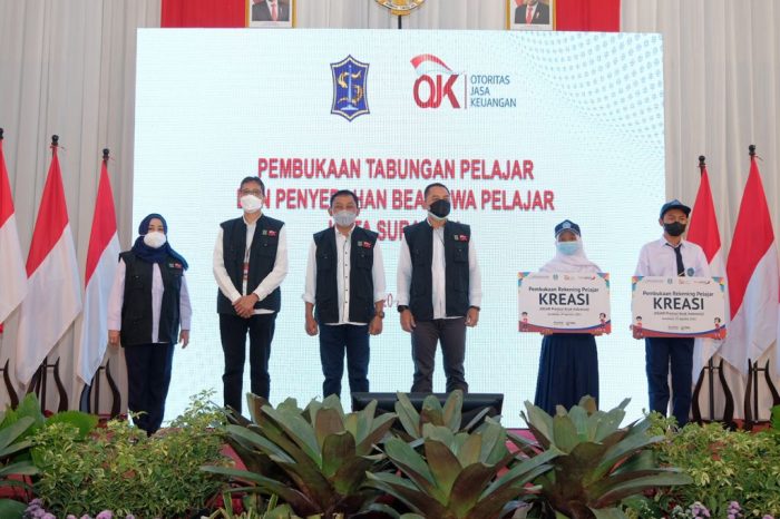 143 Siswa Yang Tergolong MBR Dapat Beasiswa Dari OJK