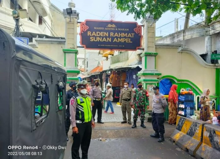 Aparat Gabungan Ciptakan Situasi Kondusif di Wisata Religi Sunan Ampel