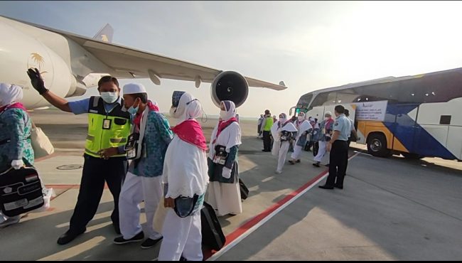 CHJ Kloter Pertama 2022 Jatim Mula Berangkat di Bandara Internasional Juanda