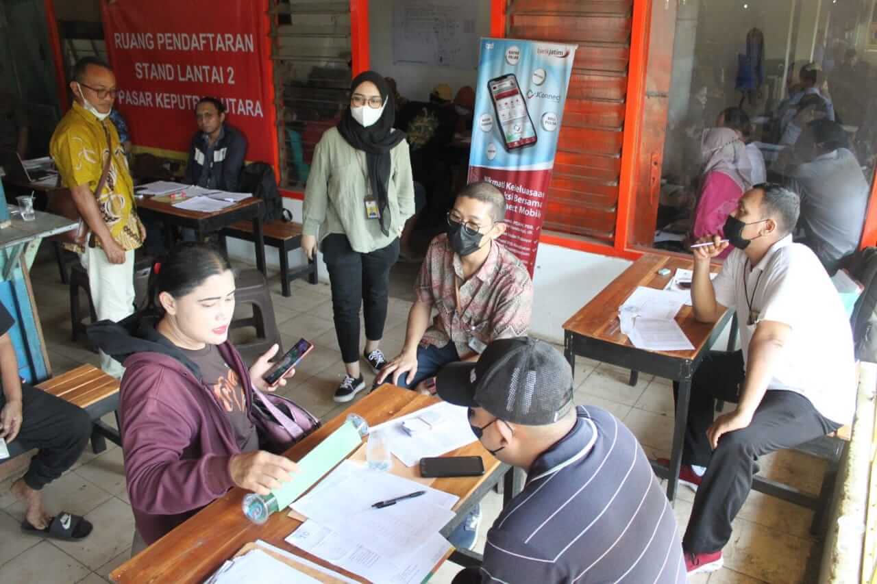 97 pedagang siap masuk lantai dua Pasar Keputran Utara setelah penertiban.