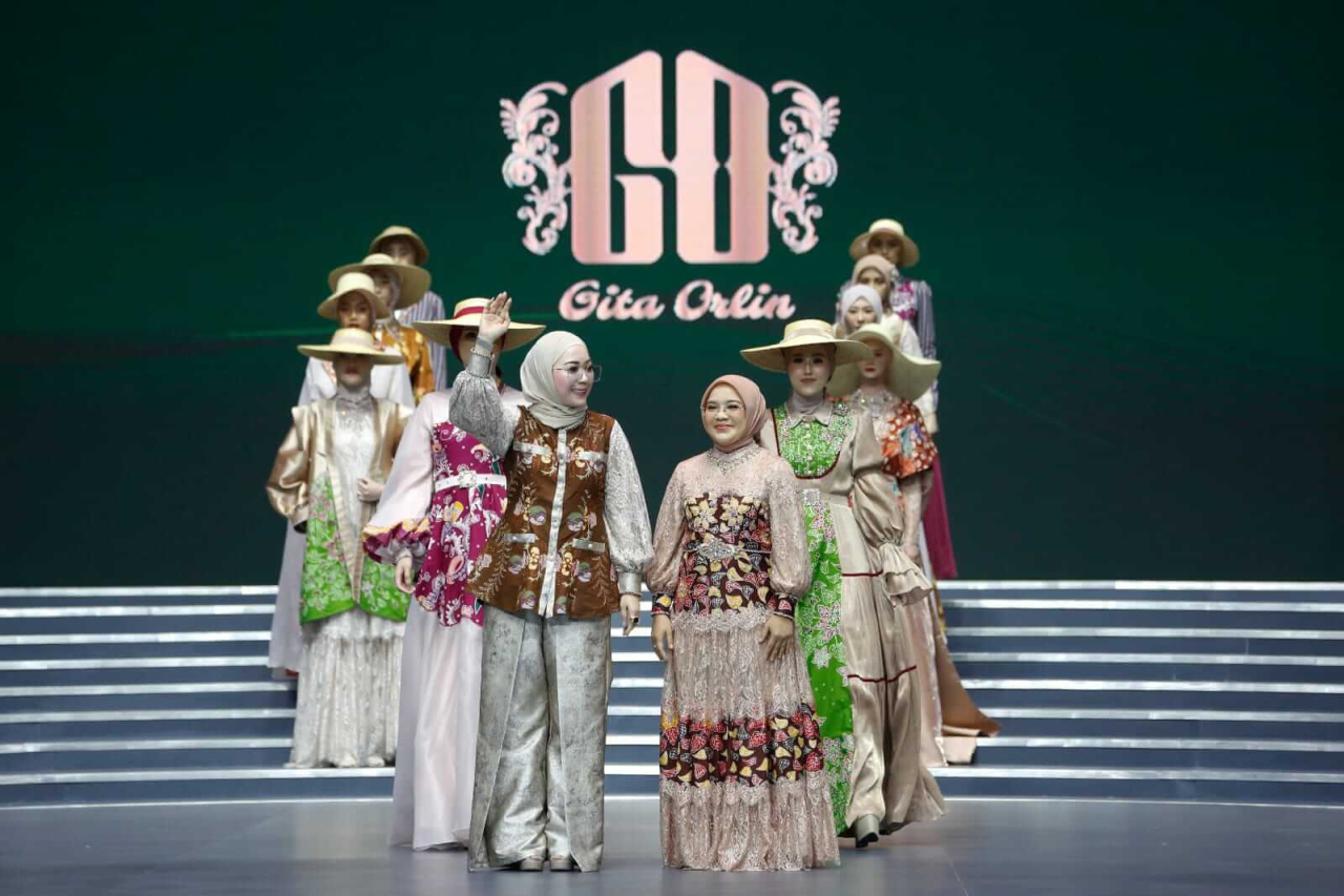 Batik Surabaya Sukses Tampil di ajang Indonesia International Modest Fashion Festival.