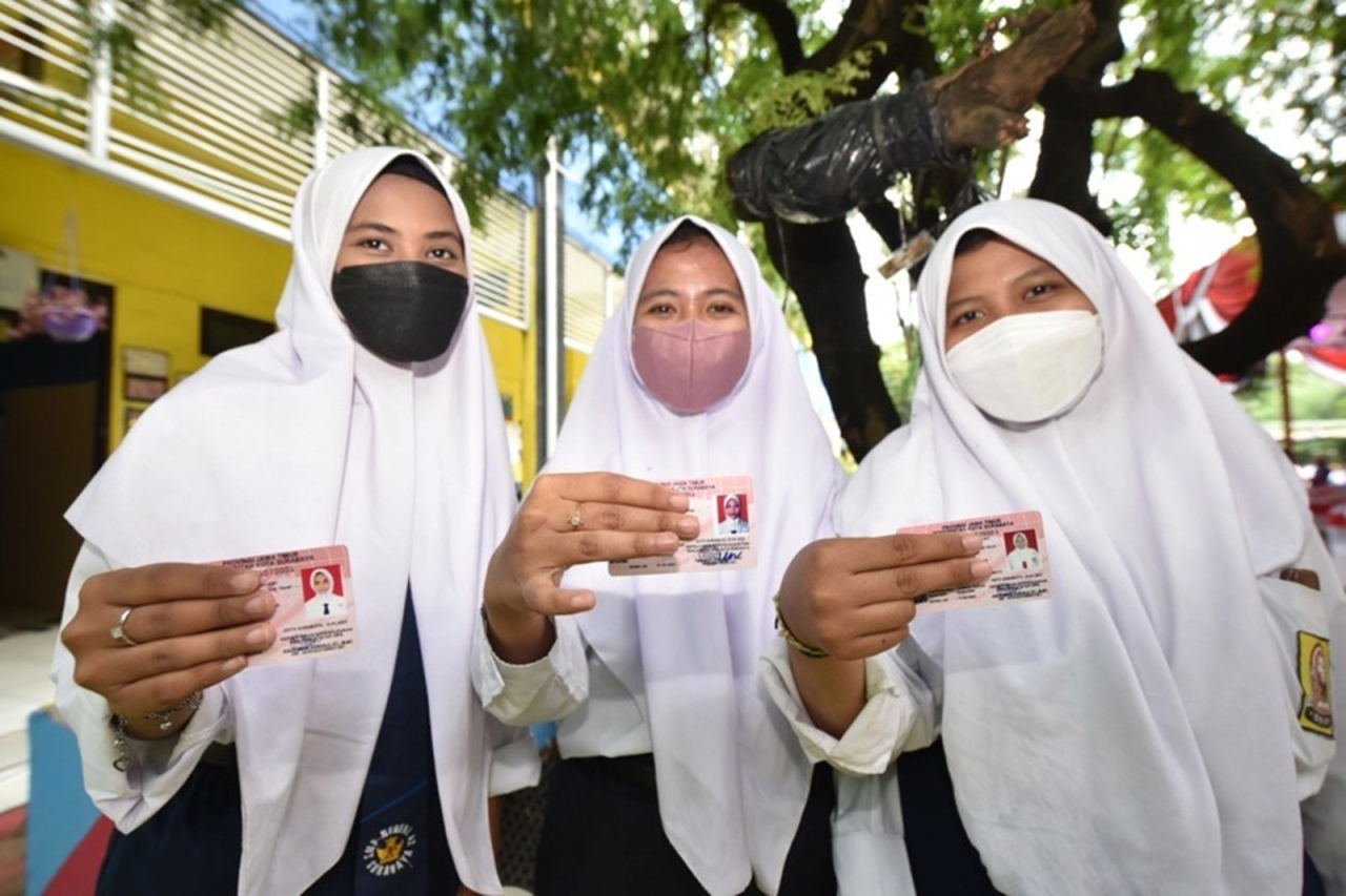 408.792 Anak Surabaya Sudah Kantongi KIA