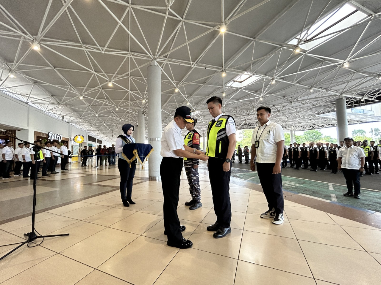 Pantau Mudik Lebaran Bandara Juanda Resmi Buka Posko Pastikan Kelancaran Arus Penumpang  