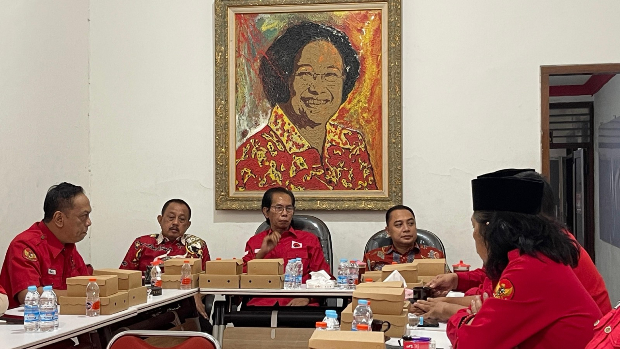 Kompak dan Solid! PDIP Surabaya Bahas Persiapan Pilkada 2024, Dihadiri Eri Cahyadi-Armuji