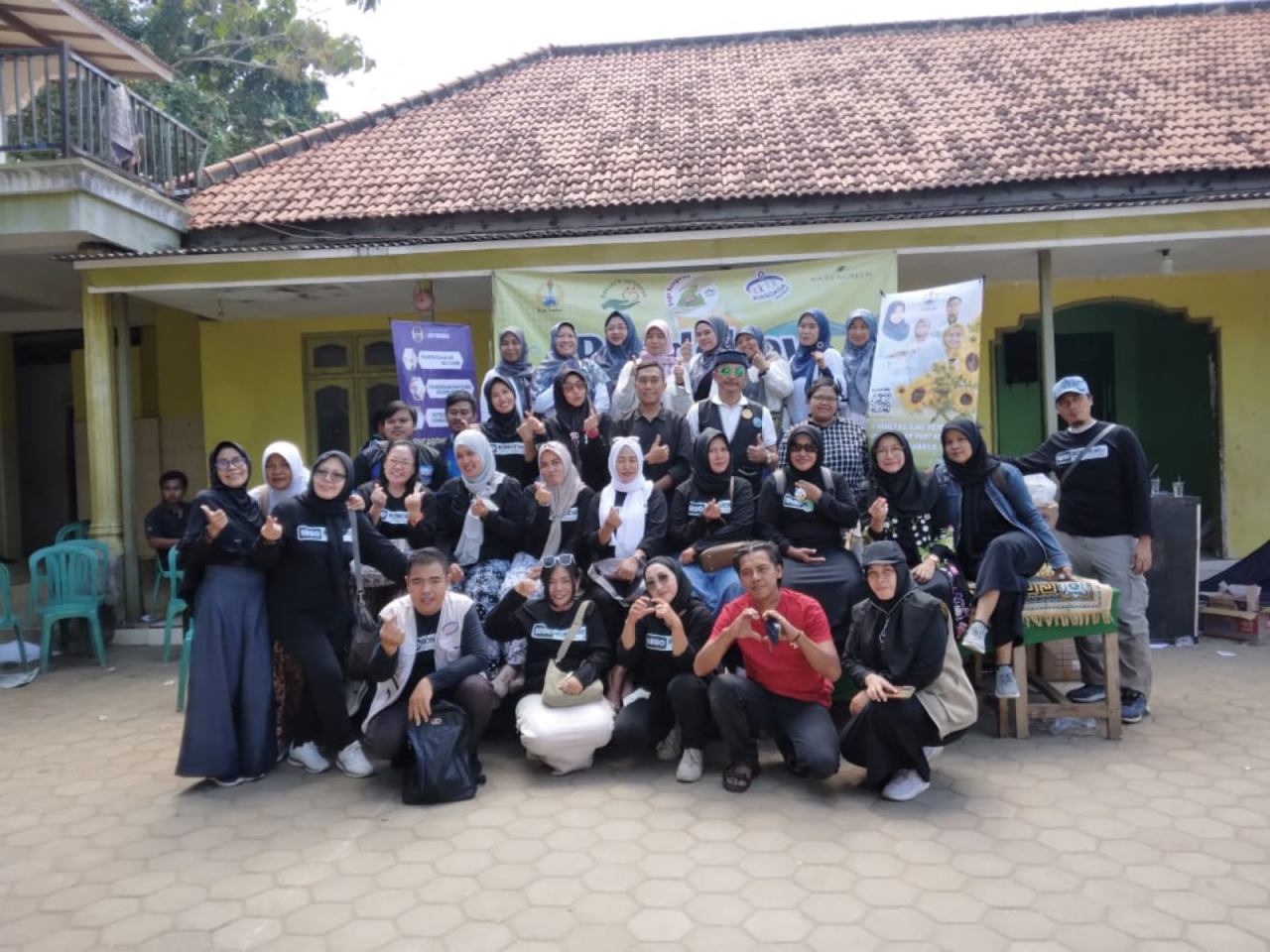 Ikasdasa dan Unipa Gelar Road Show Baksos Sego Rongewu di Sampang