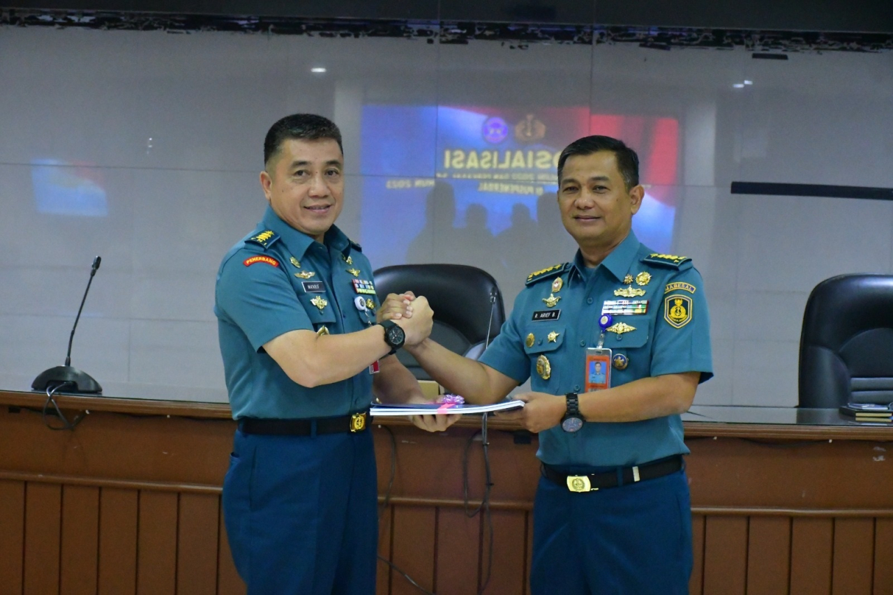 Dirpers Puspenerbal Buka Sosialisasi Tentang Tata Cara Penjatuhan Hukuman Disiplin Bagi PNS TNI AL