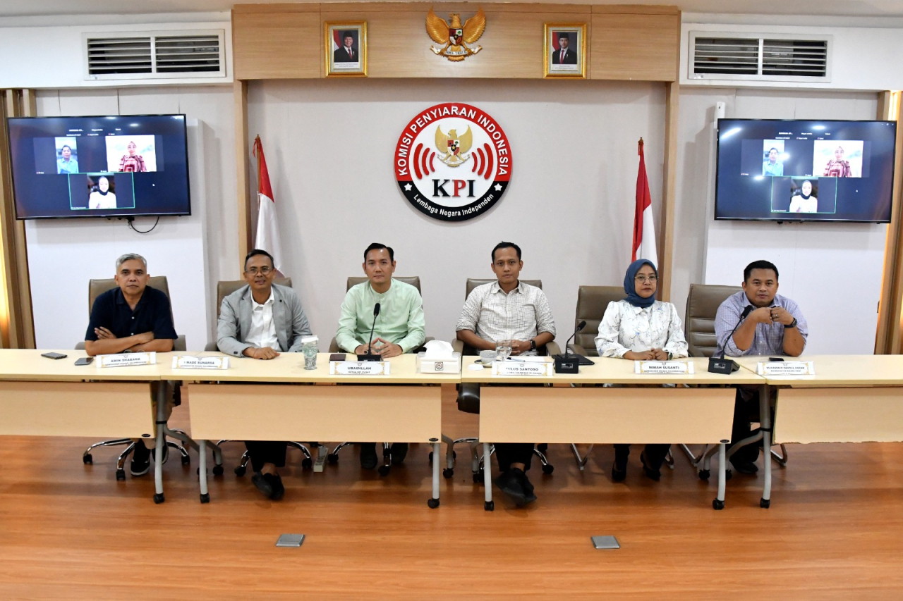 KPI Beri Sanksi Penghentian Sementara Program Xpose Uncensored Trans 7 Usai Dinilai Cedera Pesantren