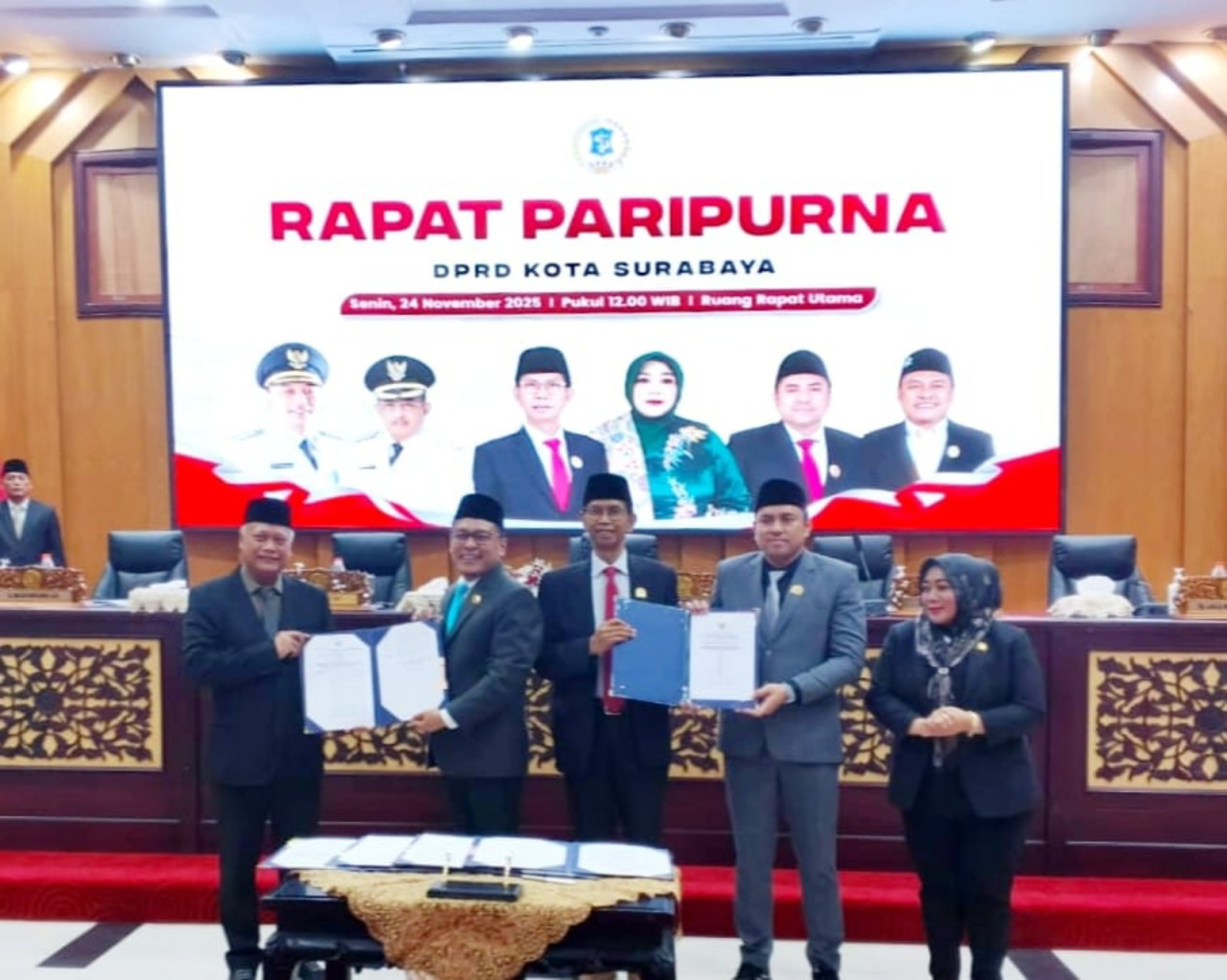 Paripurna Setujui Pembentukan Pansus, DPRD Surabaya Dorong Pembahasan Tiga Raperda Strategis
