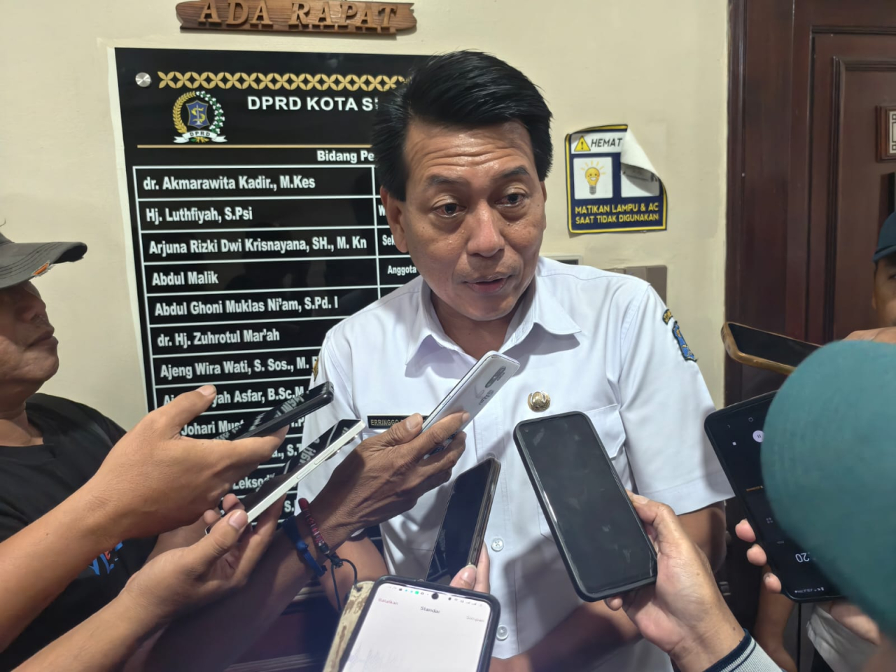 Pemkot Surabaya Ubah Regulasi Beasiswa, Prioritaskan Mahasiswa Miskin dan Pra-Miskin